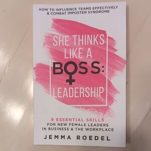 She Thinks Like a Boss: Leadership Book
